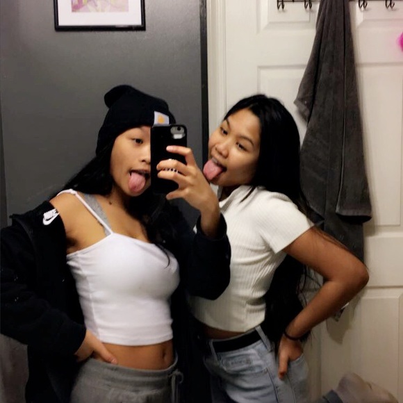 Meet your Posher, Sophia - Picture 1 of 1